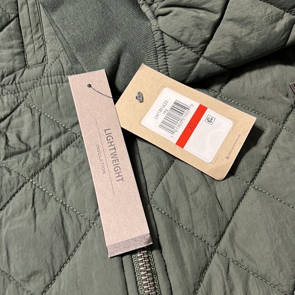 ❗️FINAL❗️ 🆕 LEVI’S Diamond Quilted Jacket XS 🔴🔴 - Picture 4 of 8